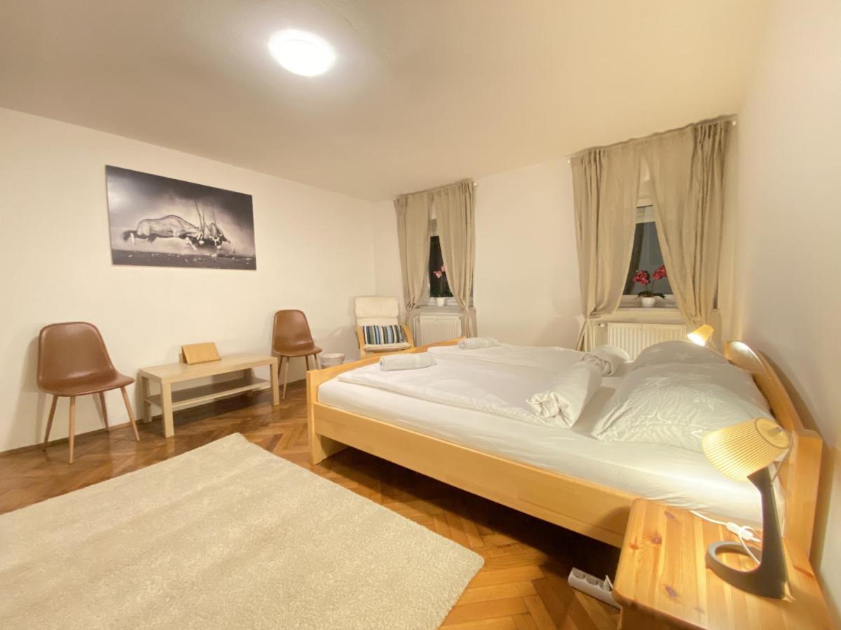 Villa Pod Gradom Ljubljana Exteriör bild
