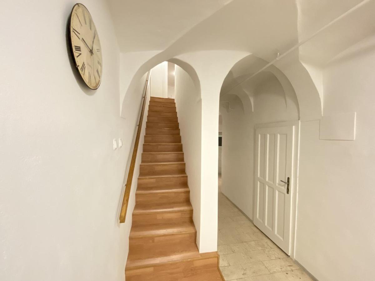 Villa Pod Gradom Ljubljana Exteriör bild